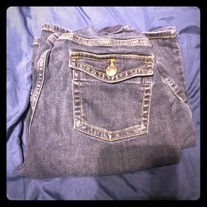 Maternity long shorts